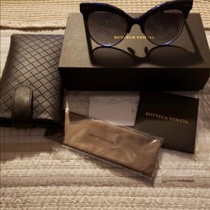 Bottega Veneta Sunglasses in Blue Smoke NWT